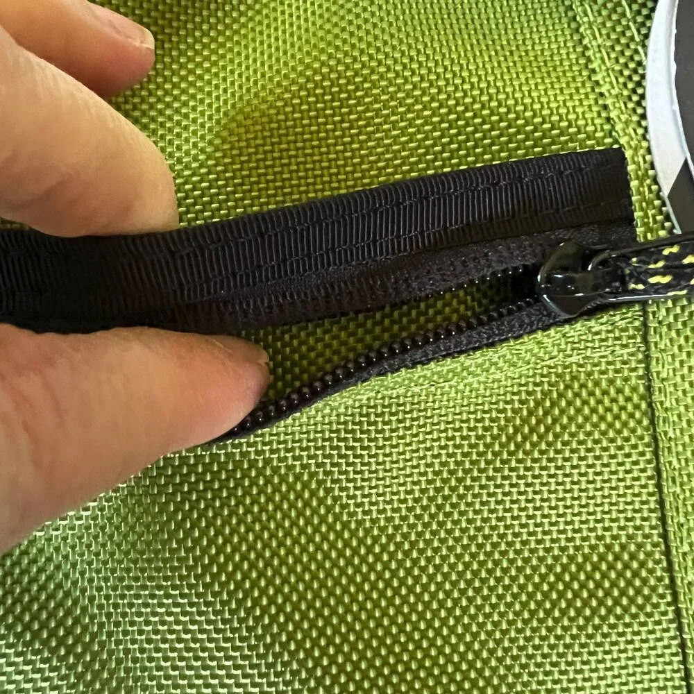 NWT Timbuk2 Laptop Grip Sleeve XS in bright green